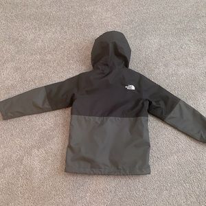 North face warm jacket for boys.